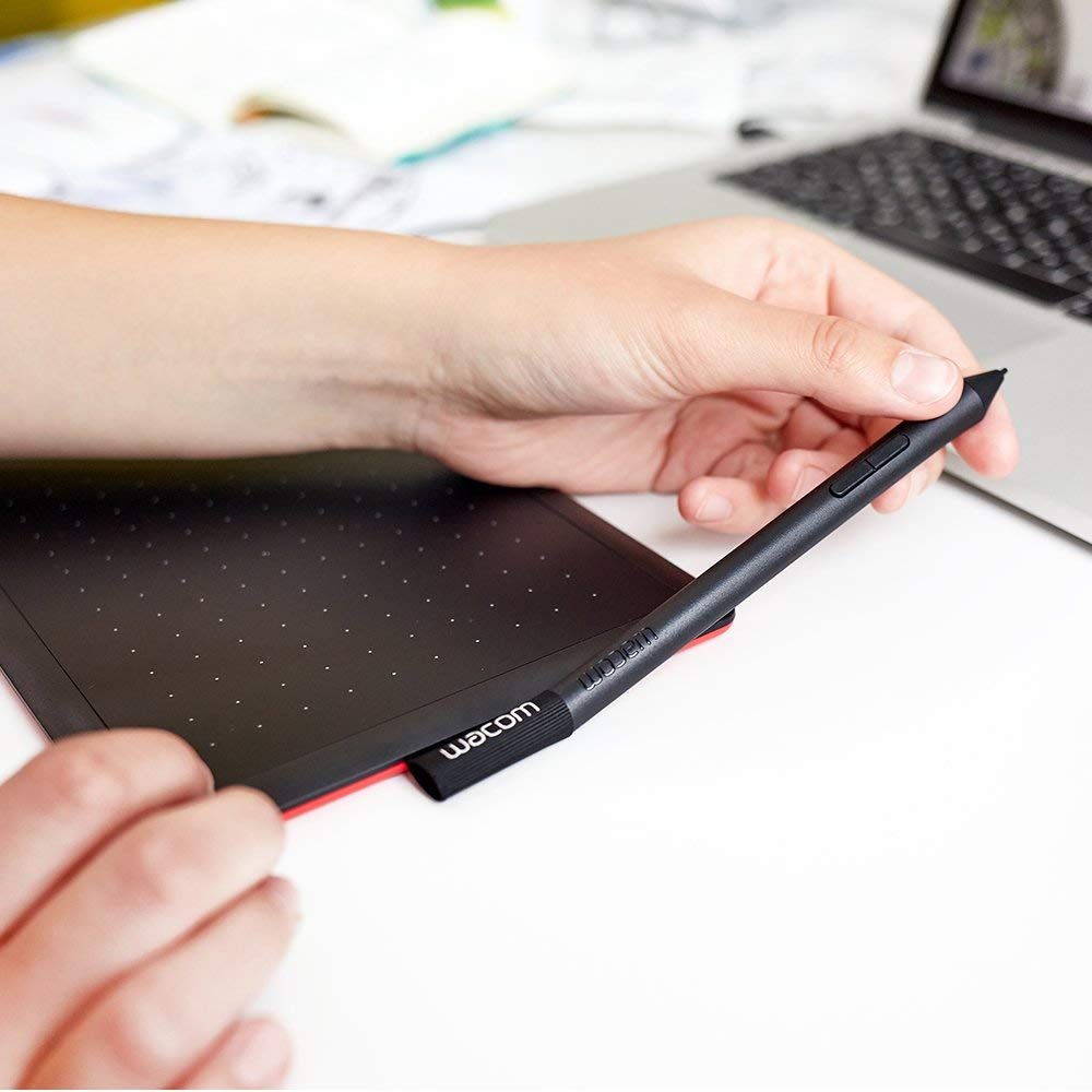 جهاز لوحي للرسومات الرقمية One - مراجعة Wacom Tablet Accessories وسعره
